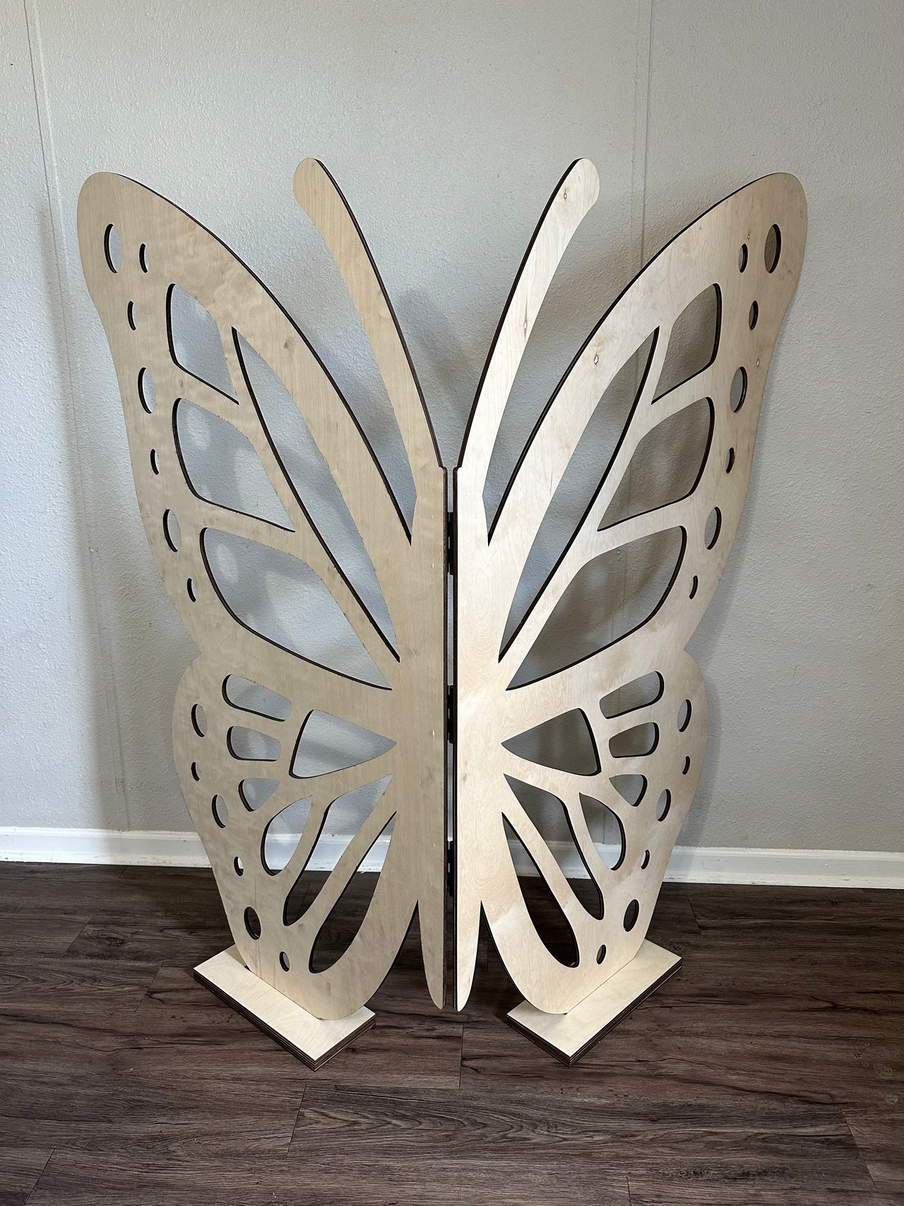 5ft x 5ft Foldable Butterfly