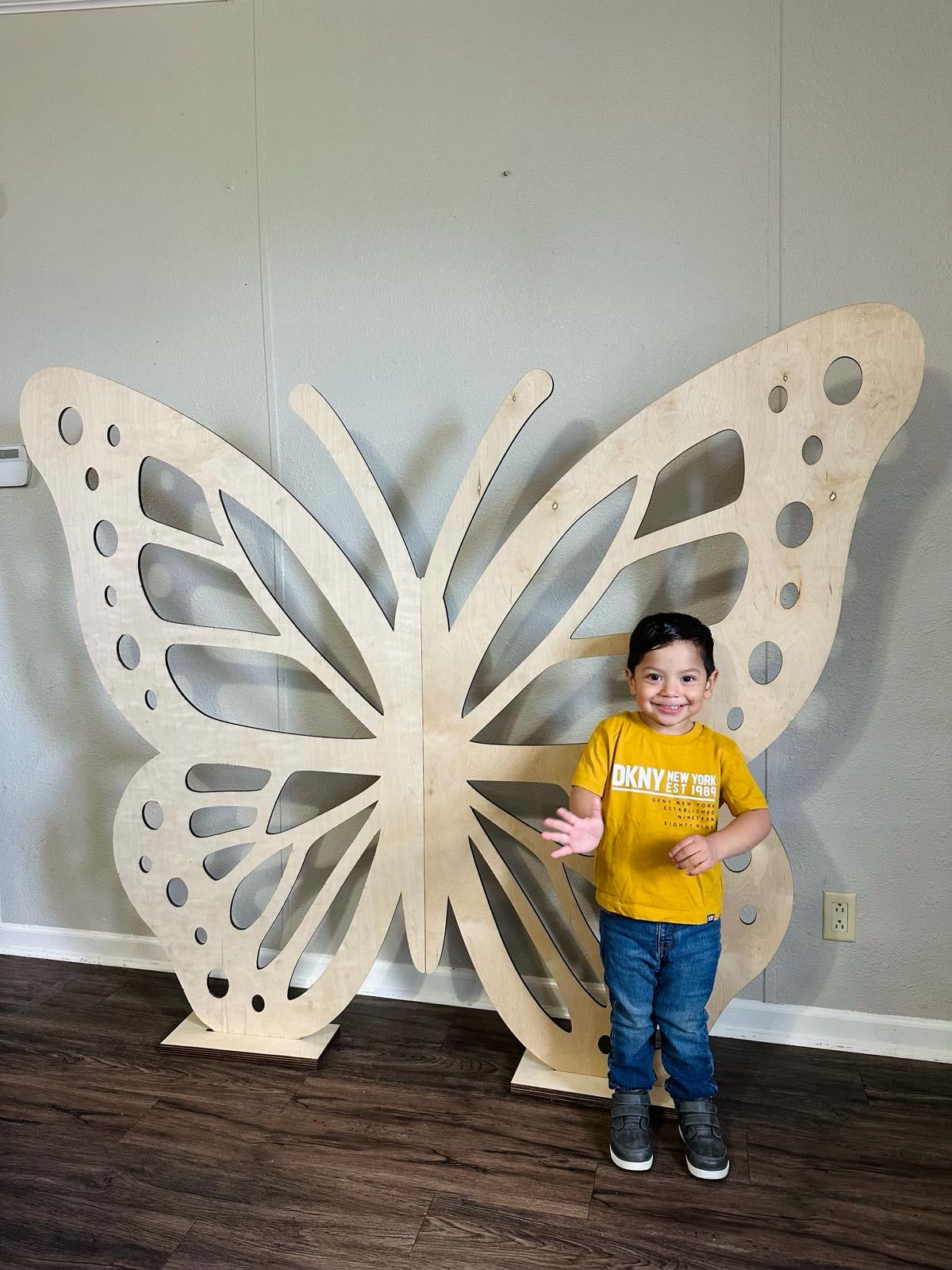 5ft x 5ft Foldable Butterfly